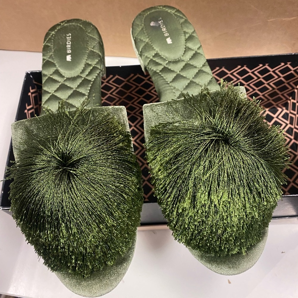 Birdies songbirds! Worn once